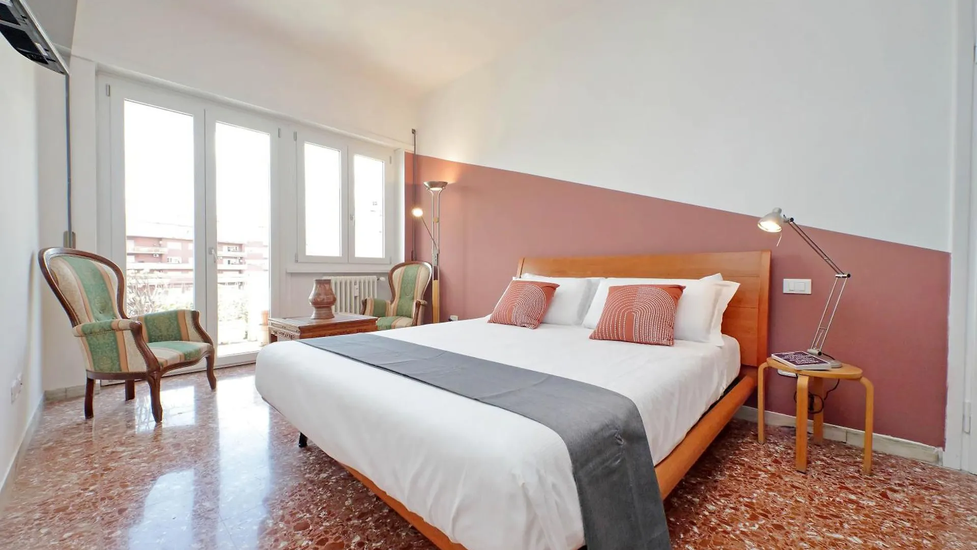 Comfy Home For Family Next To Metro Rome