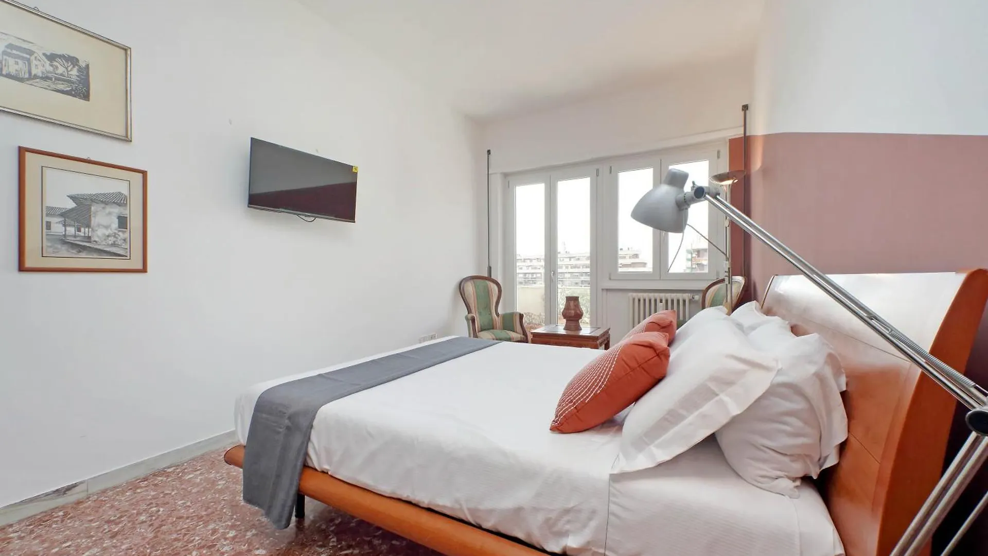 Comfy Home For Family Next To Metro Rome 0*,